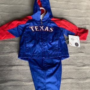 BRAND NEW TEXAS RANGER BAby wind suit and onesies booties